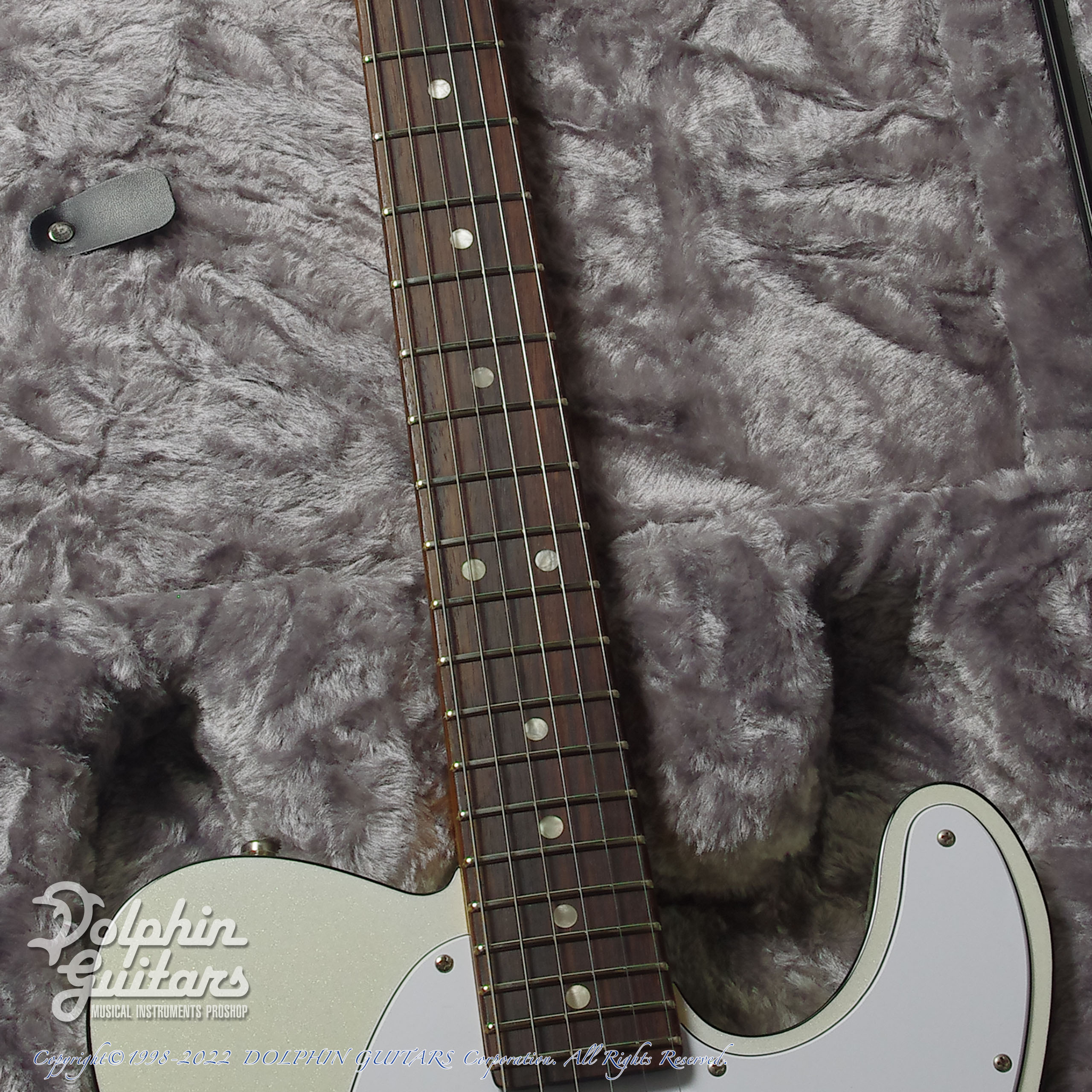 Fender Usa American Ultra Telecaster Arctic Pearl ドルフィンギターズ 7651