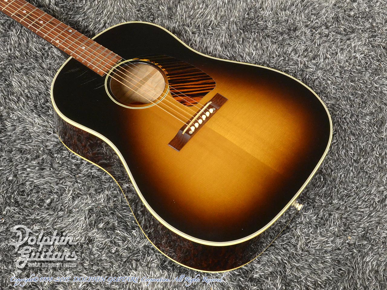 Gibson Custom Shop J-45 Maple 1940's Style|ドルフィンギターズ